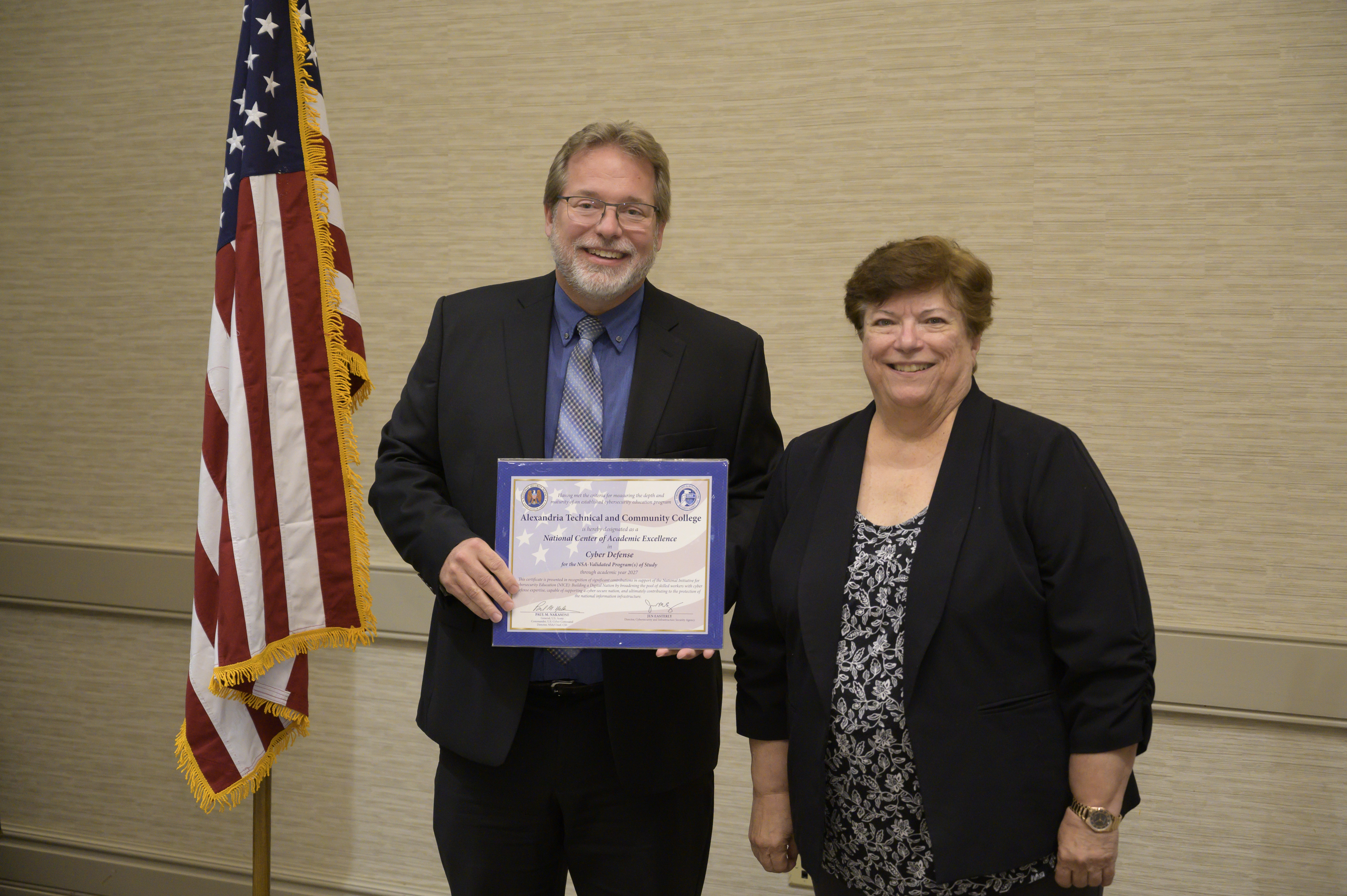 Steve Richards accepts award