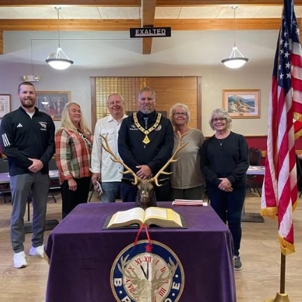 Group of new Elks Club members