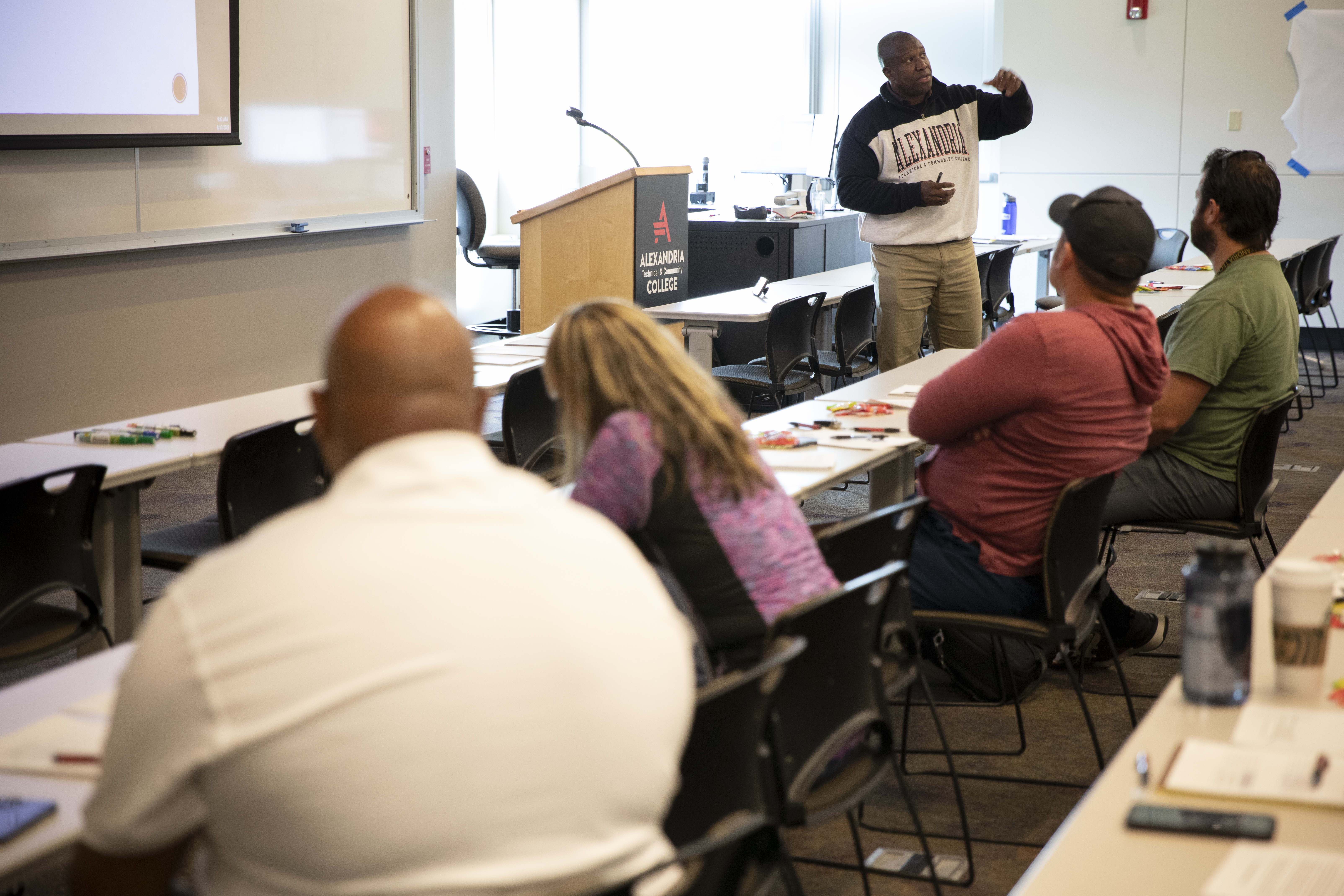 Minnesota police officers conduct training